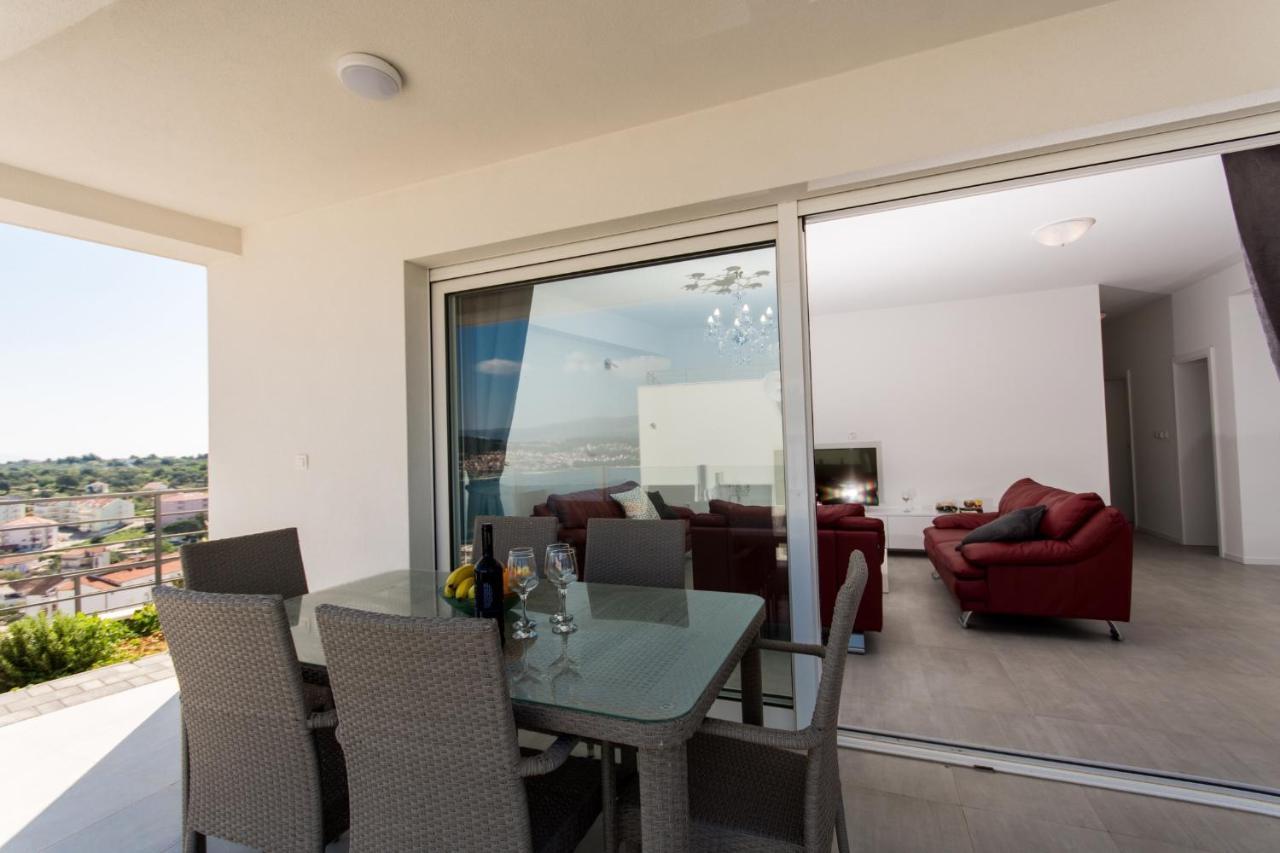 Apartment Julia Traù Esterno foto